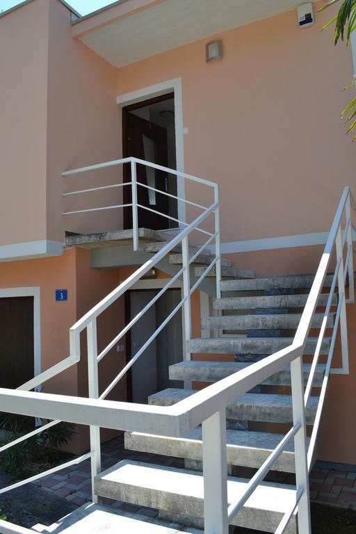 Apartments Lungomare Umago Exterior foto